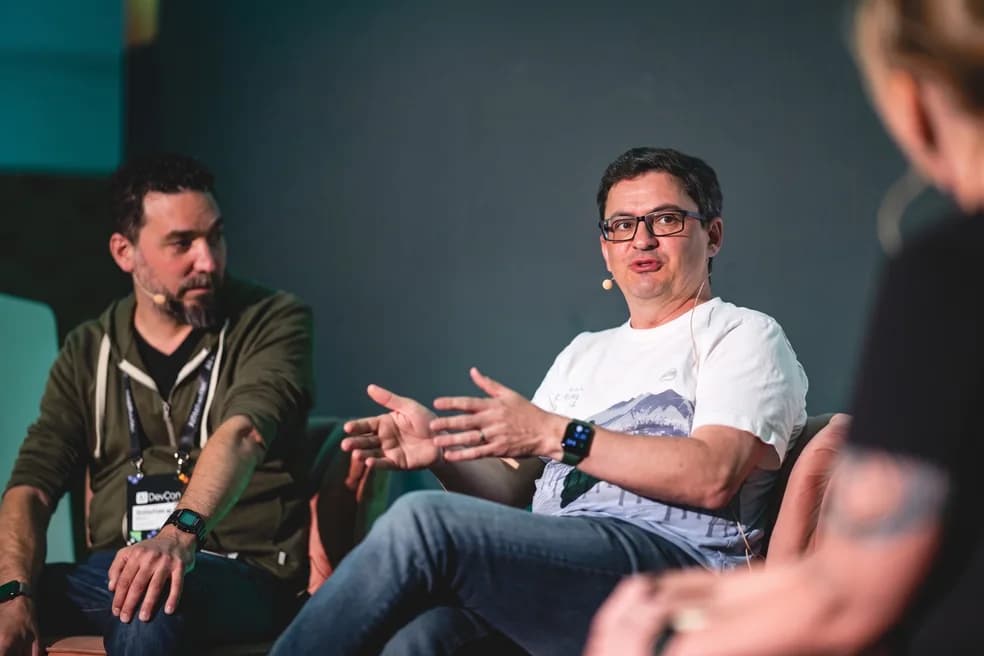 re:cinq engineer speaking on the AI DevCon panel